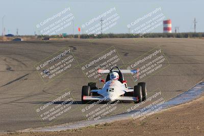 media/Oct-15-2023-CalClub SCCA (Sun) [[64237f672e]]/Group 3/Qualifying/